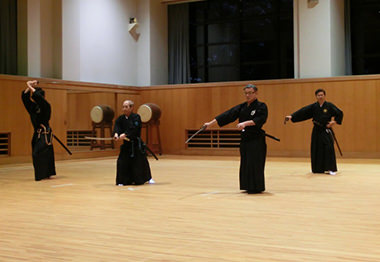 松任武道館場所