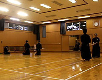 高島平場所